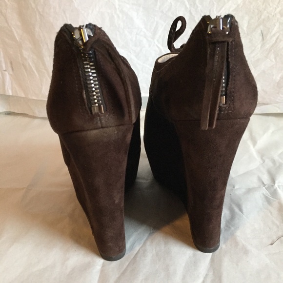 MIU MIU BROWN SUEDE WEDGES SZ-37.5 - Picture 5 of 8